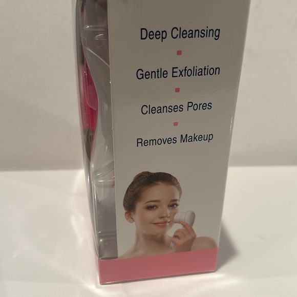 Pure Radiance by Cala 2-in-1 Facial Cleansing System with soft & Silicone heads. - Picture 3 of 5